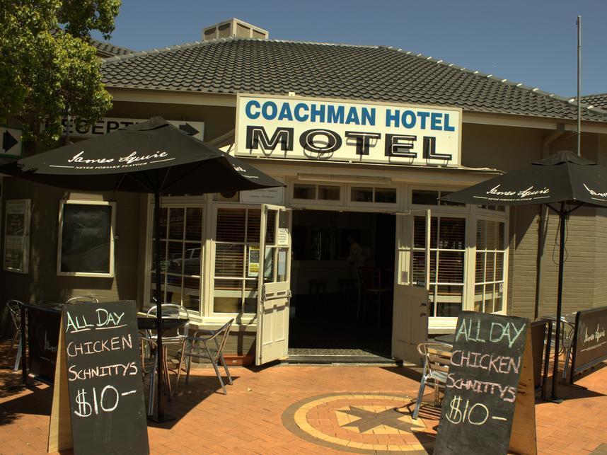 Coachman Hotel Motel Parkes Esterno foto